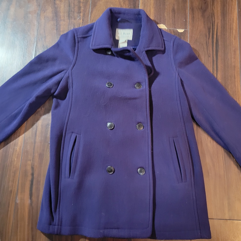 L.L Bean Women's Medium Blue Peacoat